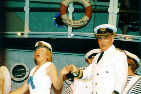 Mary Watkins and Derek Drennan in 'Anything Goes' (STC 2000)